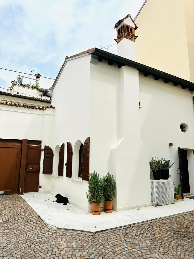 Ca' Degli Uberti Dimora Storica Apartment Treviso Bagian luar foto